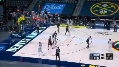 [Highlight] Bol Bol throws it down