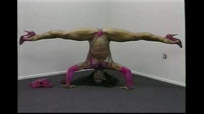 flexible muscle Lady