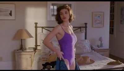 Laura San Giacomo, 1990s