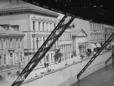 Amazingly well preserved film footage of Germany in 1902 taken from a suspended 