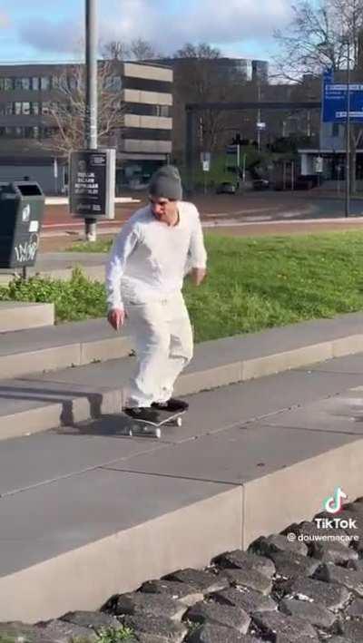 This guy just keeps going and going...