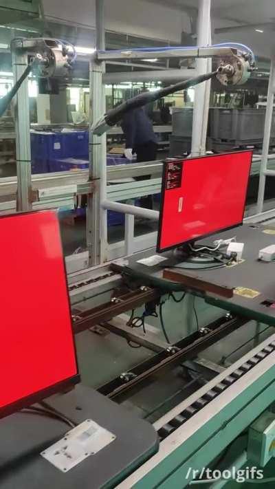 Some quality slapping on display