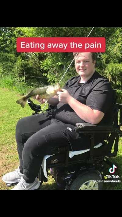 Chad man becomes jacked in spite of his debilitating accident