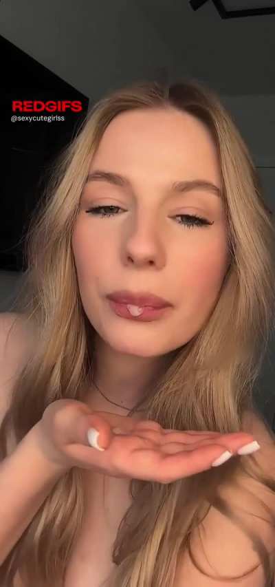 Cute girls can be very naughty