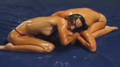 This is the third time Melanie suffers the same humiliation from the same opponent. 