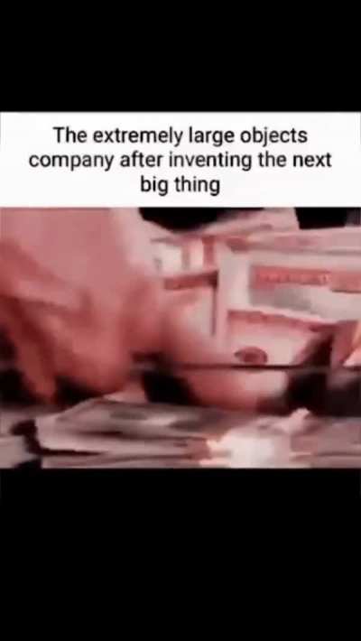 These big things are getting out of hand🤦