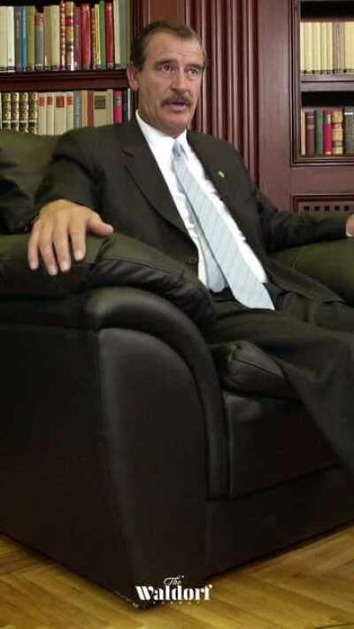 El Fox cambió los tenis por botas