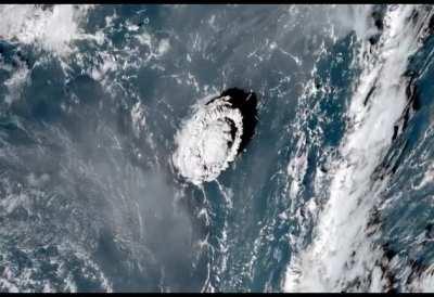 Hunga Tonga-Hunga Ha'apai volcano shockwave from eruption today