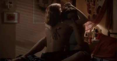 Jennifer Connelly and Kristy Swanson in HIGHER LEARNING