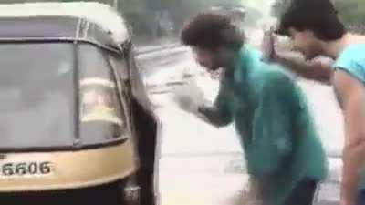 Aamir Khan remembers sticking posters of his first film QayamatSeQayamatTak on auto-rickshaws, due to low promotion budget!