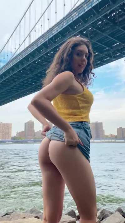 Let me be your fuckdoll and we can do it anywhere. The more public the better