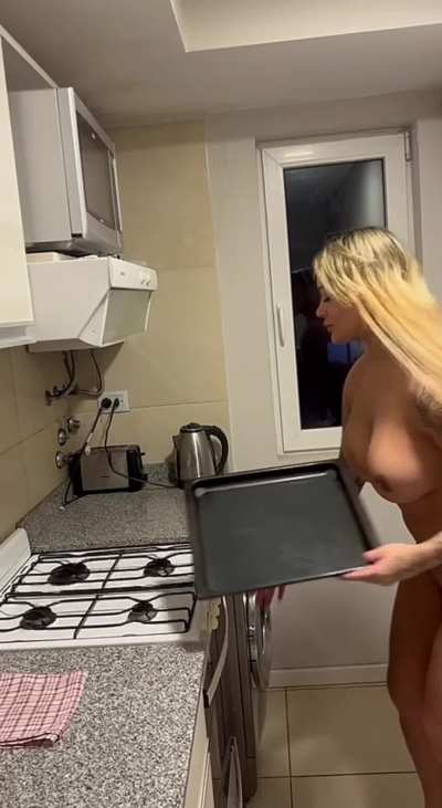 I want somebody to fill me up like a donut