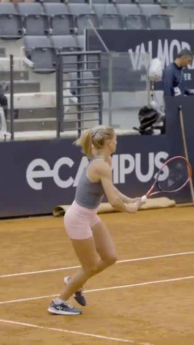 Camila Giorgi with her father