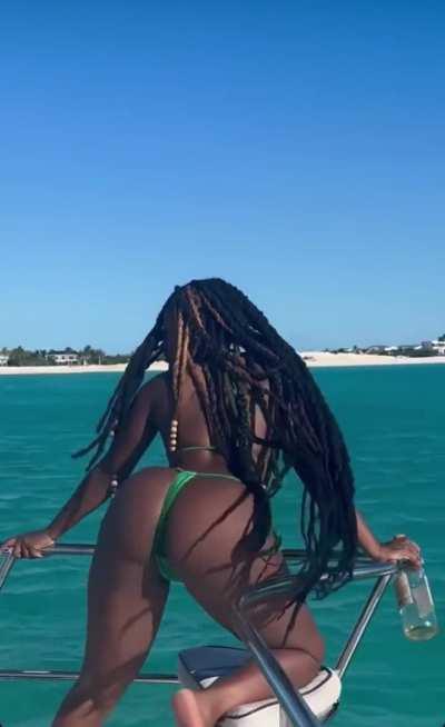 Darkskins do it the best 🍫😍💯