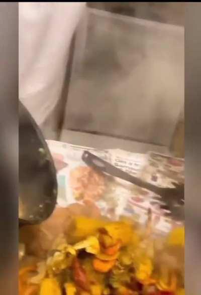 To impress everyone with this “seafood” boil