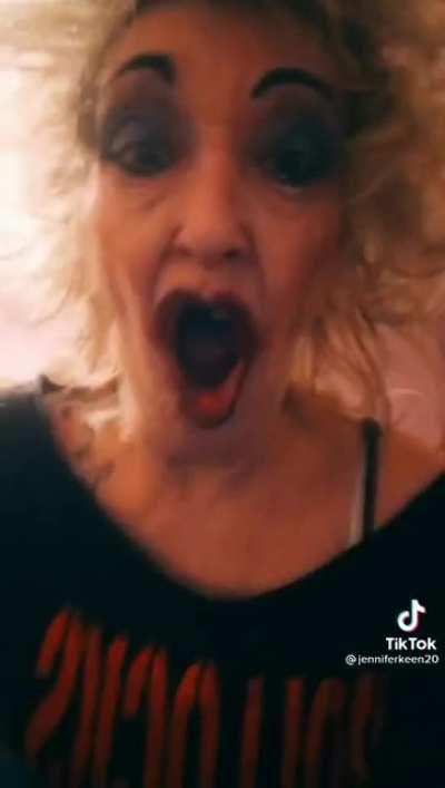 Fuck yeah I'm on CrackTok again 😍