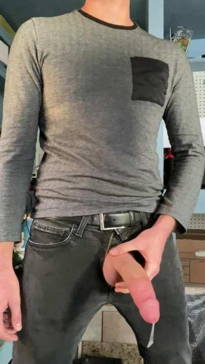 33 cumshots in 33 seconds