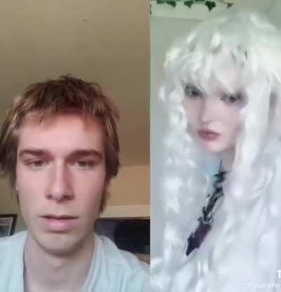 Guts antes y despues de que Griffith lo traicionara.