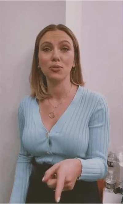 Busty Scarlett Johansson
