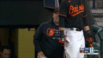 Robbie Ray takes exception to someone chirping at him and Brandon Hyde can be loudly heard reacting on the broadcast: 