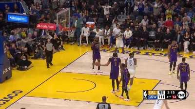 [Highlight] Steph puts the Lakers to sleep with the 3pt + foul