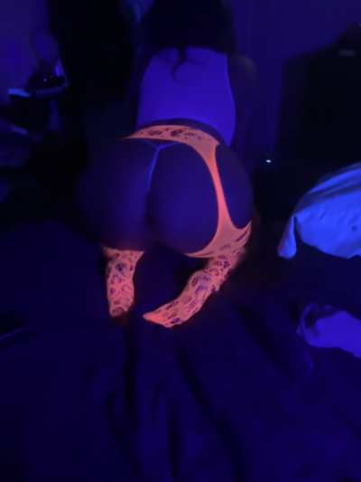 Wifey thinks she can’t get 40 up votes