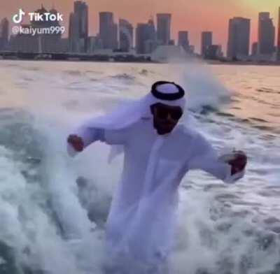 The fact that he kept on holding his cup is just something else.