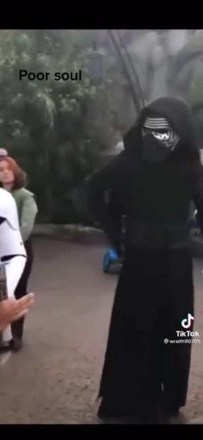 StOrM tRoOpEr AcTuAlLy LaNdS aCcUrAtE cRiTiCaL hIt