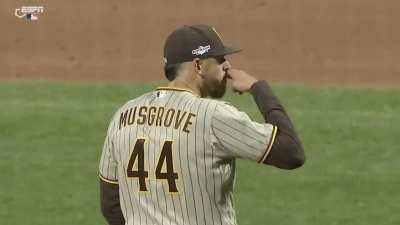 [Highlight] Joe Musgrove taunts the Mets dugout after striking out Nido following Buck Showalter's requested substance check