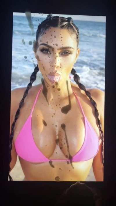 Kim Kardashian Cum Tribute