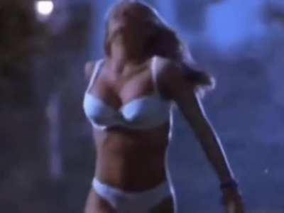 Jannass escaping Sheco's gank after putting down a ward near the dragon.