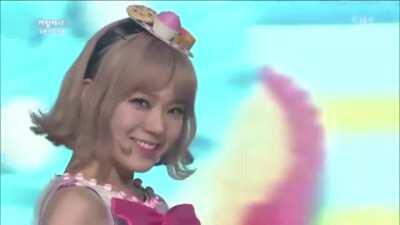 Lissandra using her Q