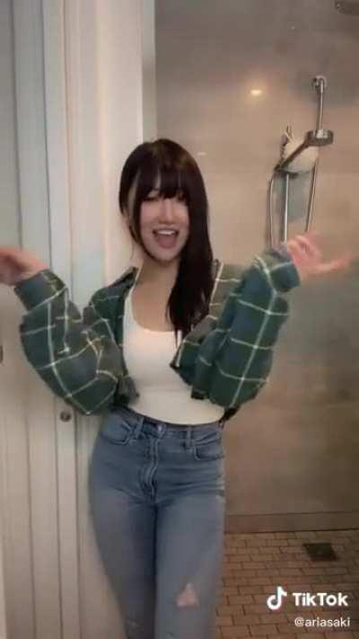 Aria&rsquo;s Russian Roulette v3