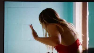 What movie is this?? Looks like Kristen Bell