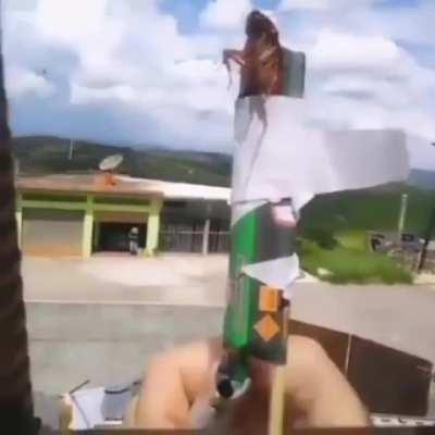 castigo por ser pillado escapando de latinoamerica 😳