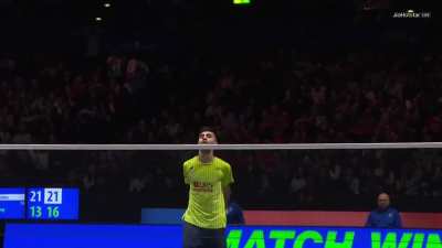 Lakshya Sen(WR12, IND) DEFEATS Li Shi Feng (WR6, CHN) in straight sets 21-13, 21-16! Lakshya enters the Semi-Finals of the prestigious All England Open (Super-1000)