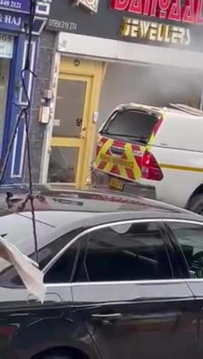 Birmingham's fockin' crazy ma'e