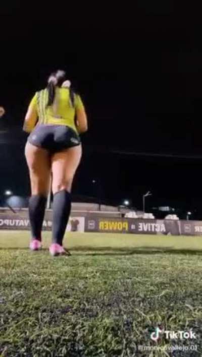 Soccer chicks