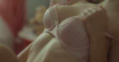 Aya Wolf - Mia (short film - 2017)