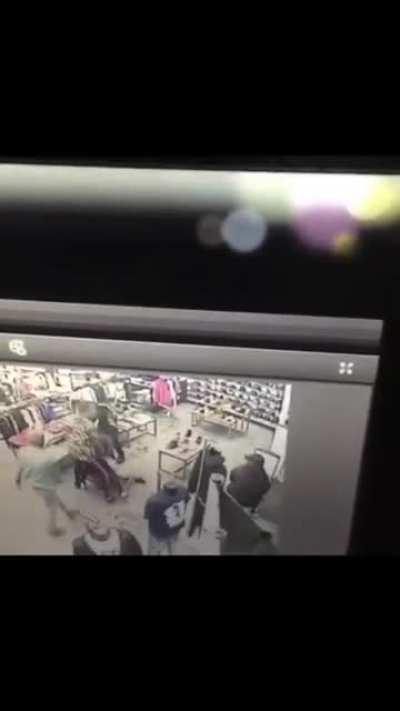 Quando got them bitches 🥊 Peep Lul Tim tryna hold Quando back 👀