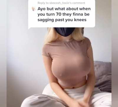 Most perfect big natural tits you will see on reddit 🔥🍈💯