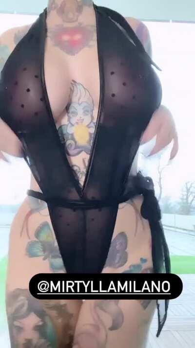 Some more 🍒 and a little 🍑 😍