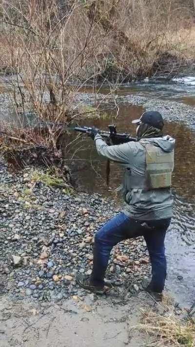 Taking his ð¹ð¼ girlfriend for a swim