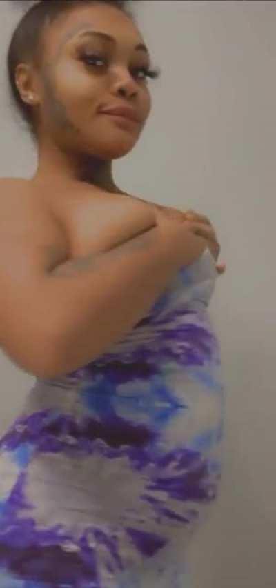 Add snap @CheLseyLuvu For More Content!!