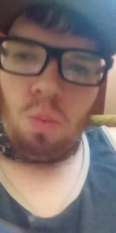 This tweaker is down bad