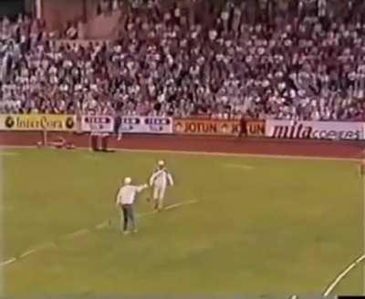 Javelin throw like never seen before