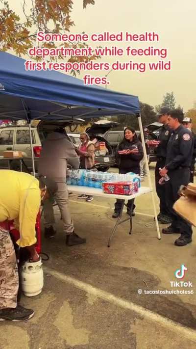 Karen calls Health Dept on volunteers handing out food to the LAFD during the wildfires. Health Dept. forces them to shut down 
