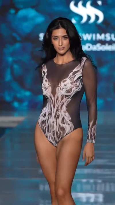 Jaskiran Kaur Sizzling Hot 🔥