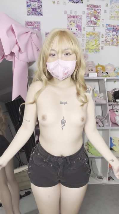 wondering if u would fuck a cute japanese girl half ur age