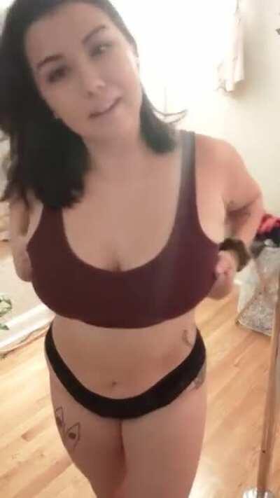 I can't stop making titty drop videos, is it some kind of bug??? halp!